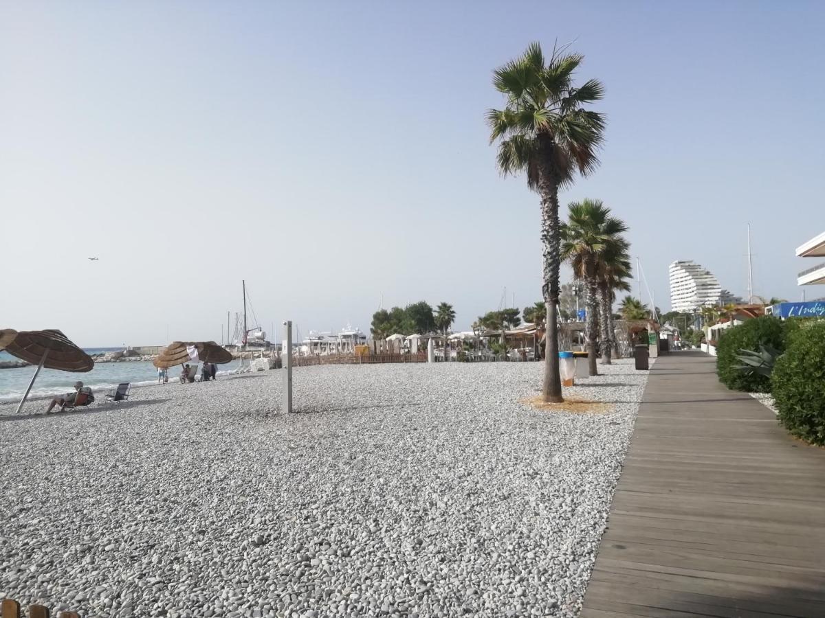Cote D'Azur Joli Studio 50M Plage, Climatisation , Parking. Villeneuve-Loubet Luaran gambar