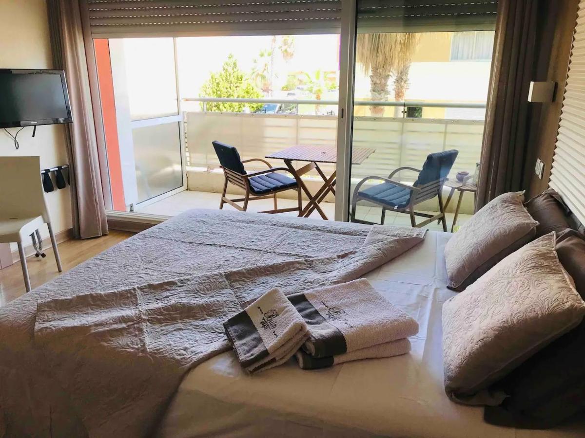 Cote D'Azur Joli Studio 50M Plage, Climatisation , Parking. Villeneuve-Loubet Luaran gambar